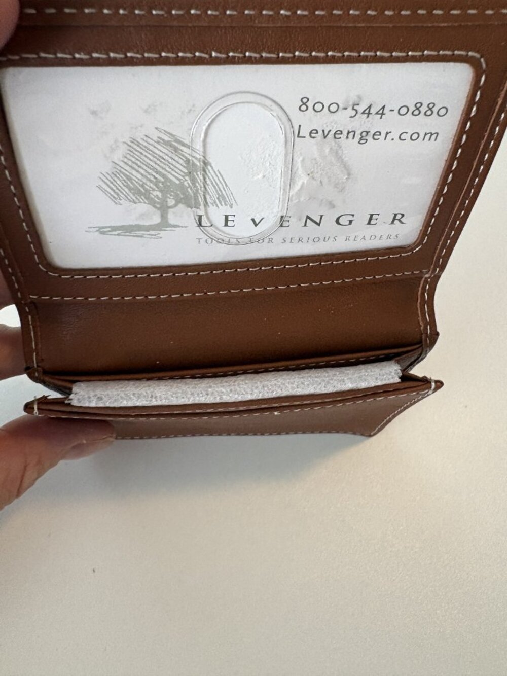 NEW Levenger Brown Leather Bifold Wallet - Contrast Stitch - Picture 3 of 8